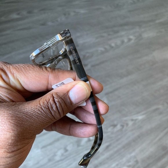 Designer Glasses Frames - Picture 4 of 7